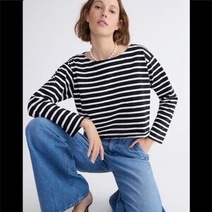 J.Crew Cropped Boatneck t-shirt in perfect black stripe size medium